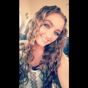 Meet your Posher, Ashlyn